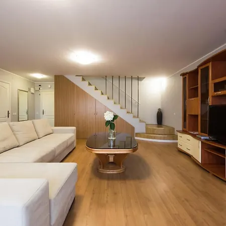 Arenda Apartments, Air Conditioning Appartamento *
