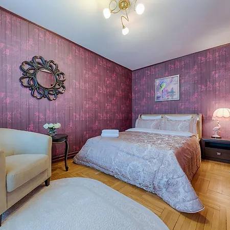 Arenda Apartments, Air Conditioning Appartamento *